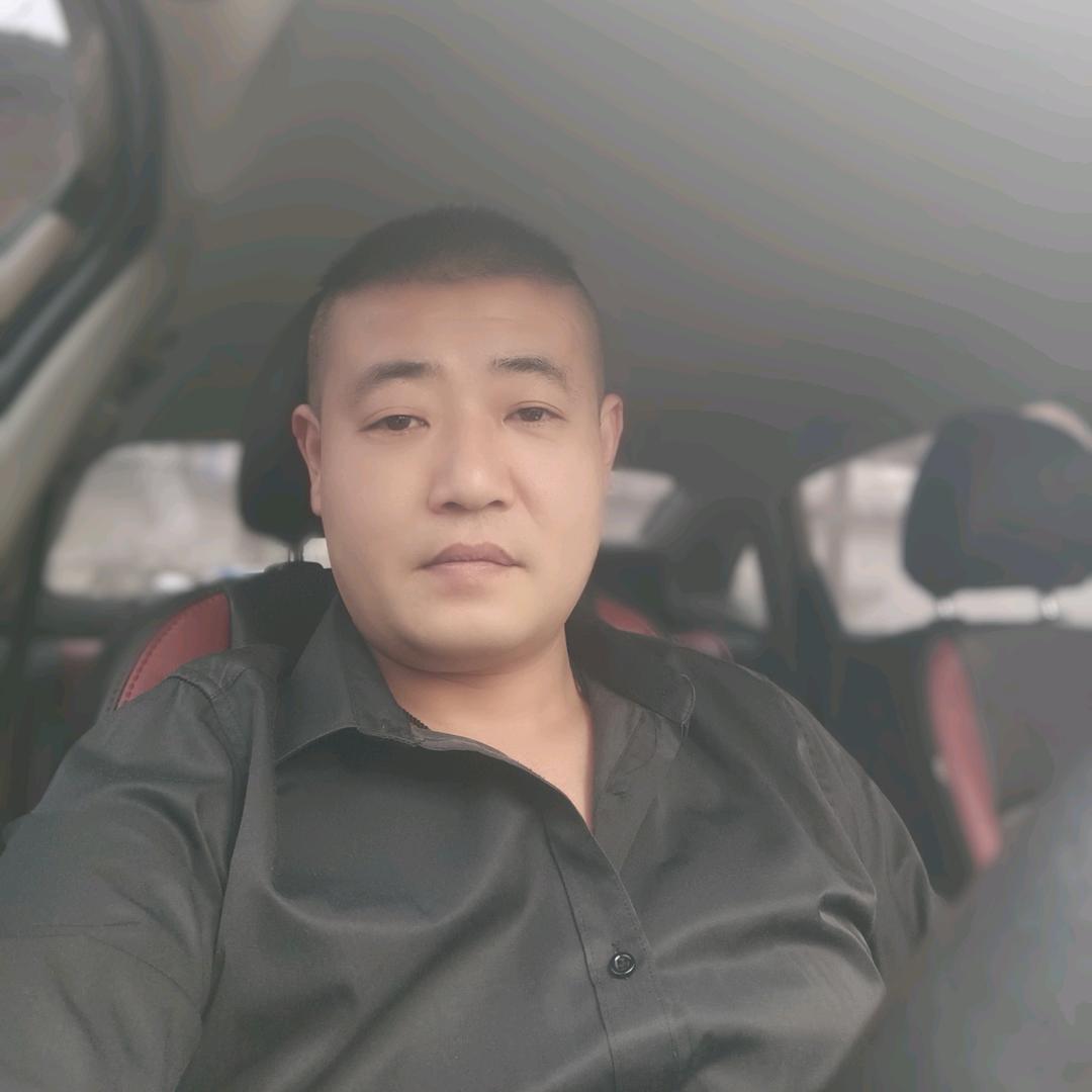 新蔡兄弟军乐舞狮团