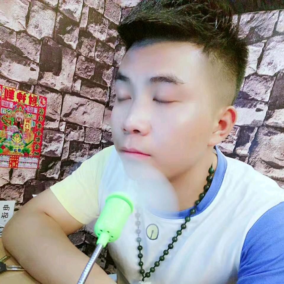 ╰→請喊我鵬縂＠