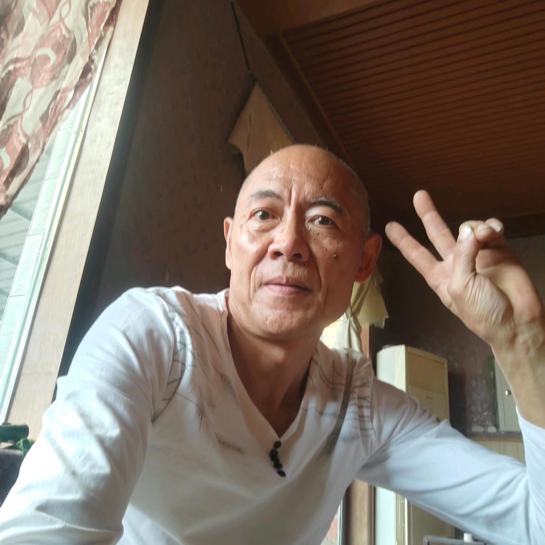 疯老头二哥