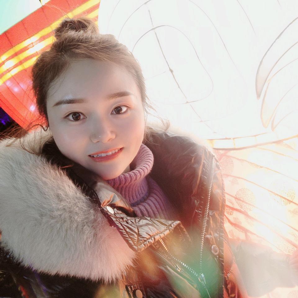 幺弟鲜货烧烤老板娘，小王