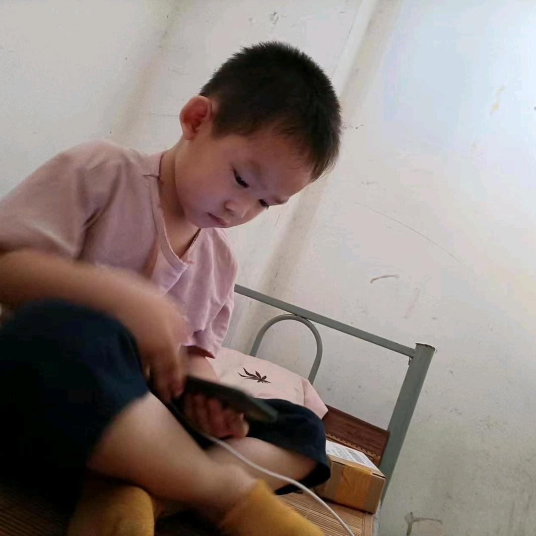 罗丽华