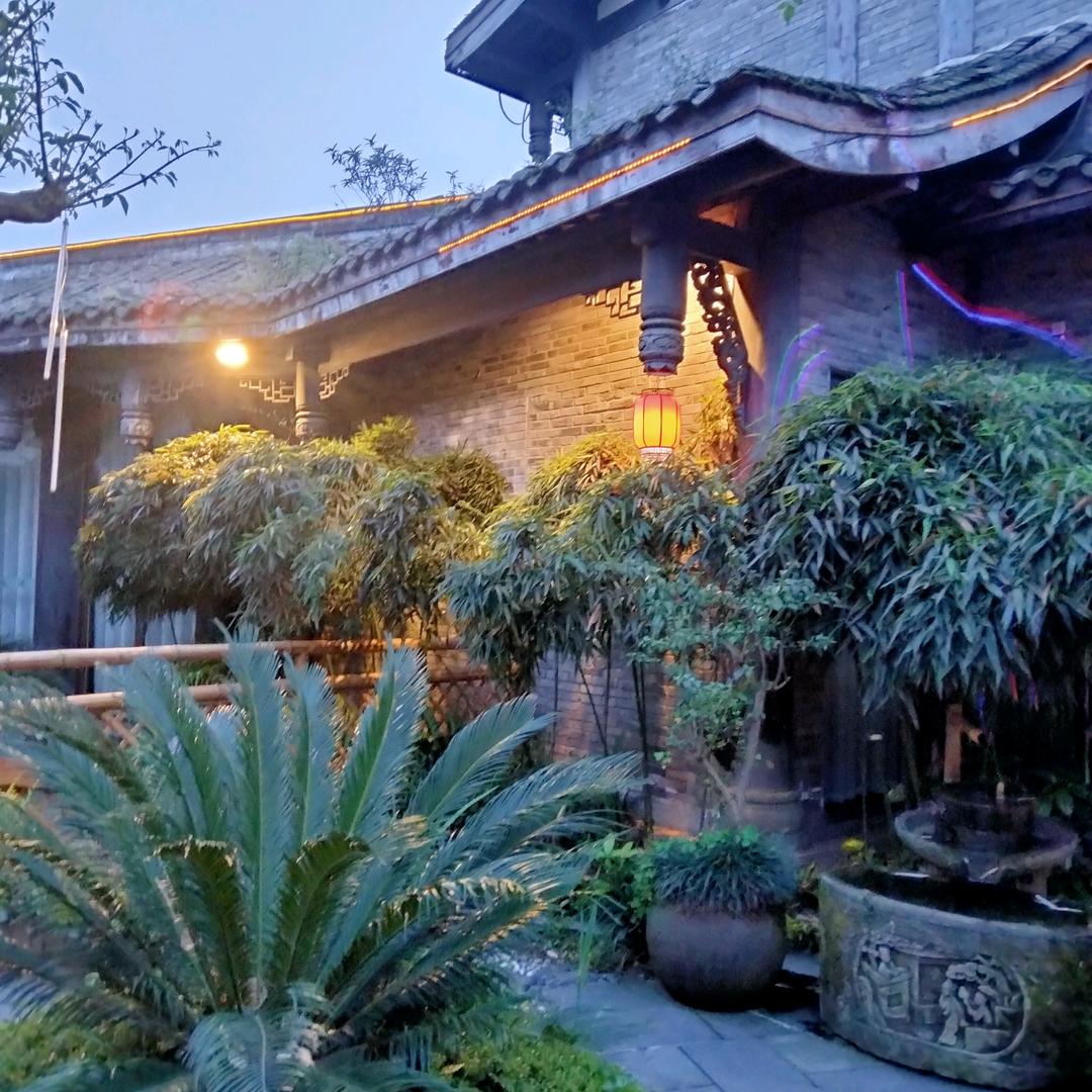 住琼