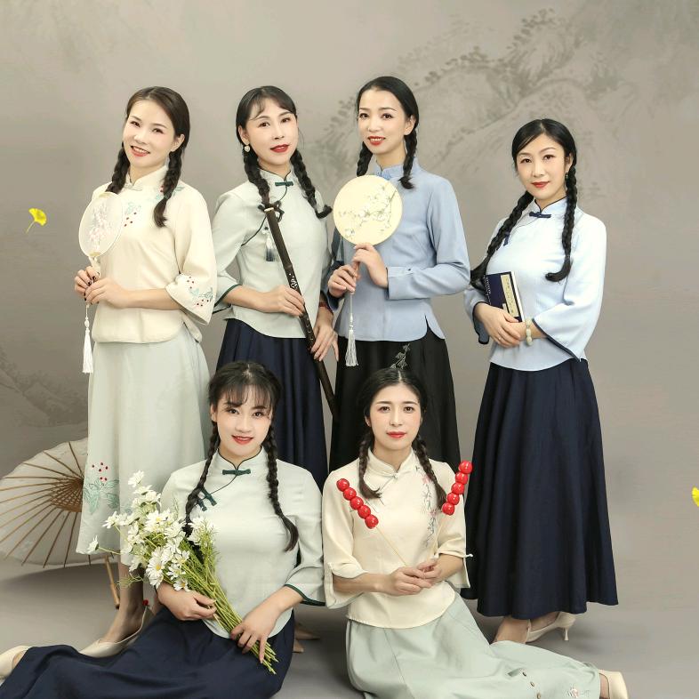 新洲万像树教师团队