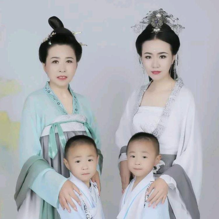 王美丽🌻