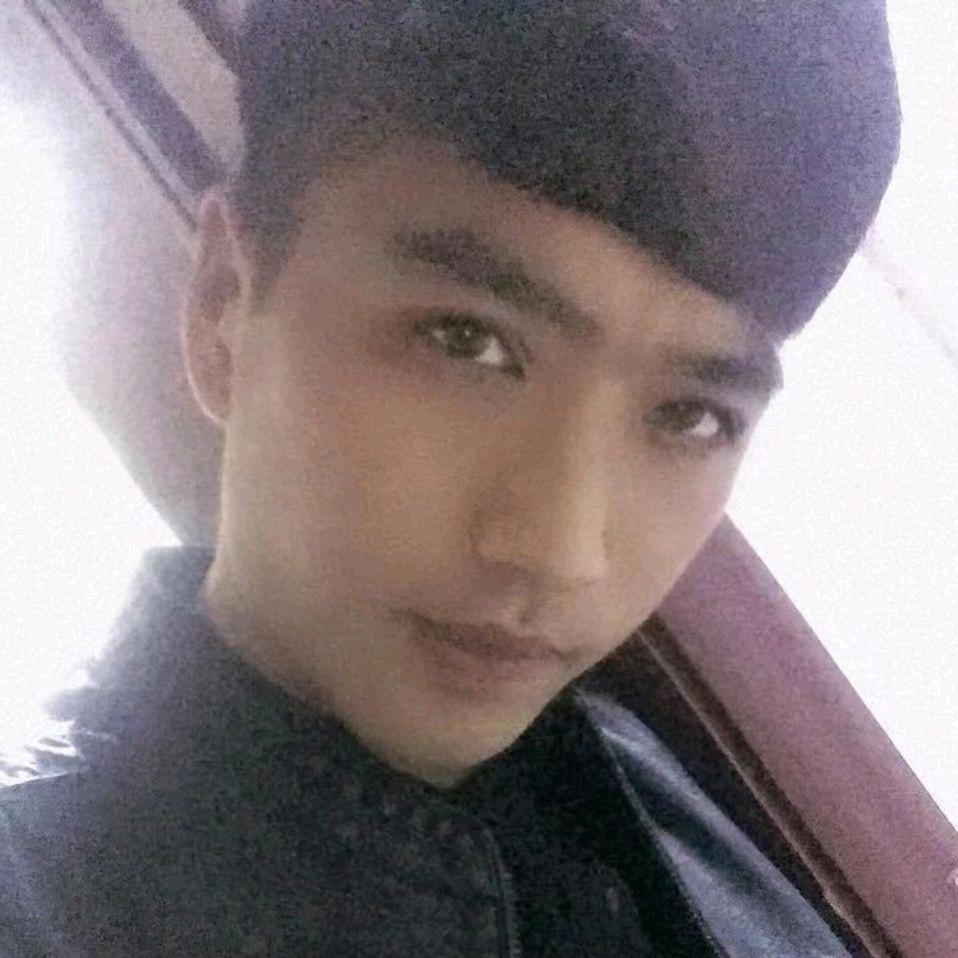 ꧁ 老            表 ꧂