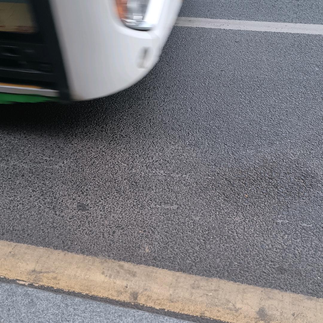 那个台嗯就就按不动了