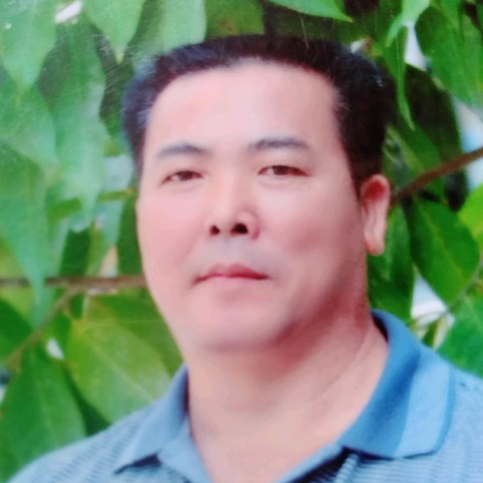 春哥(单亲爸爸)