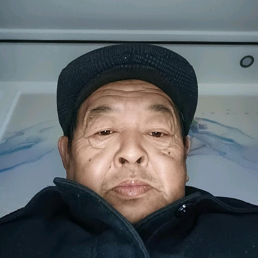 洛洛爱生活