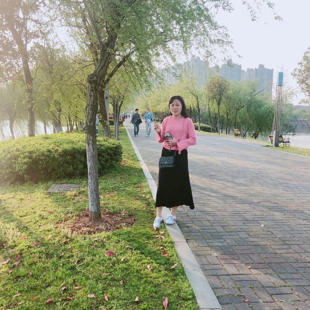 小梅情感
