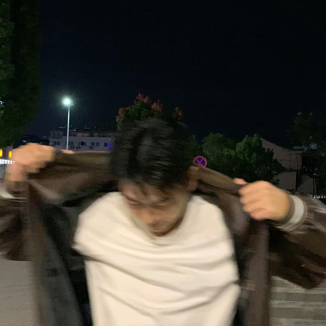 男主珏