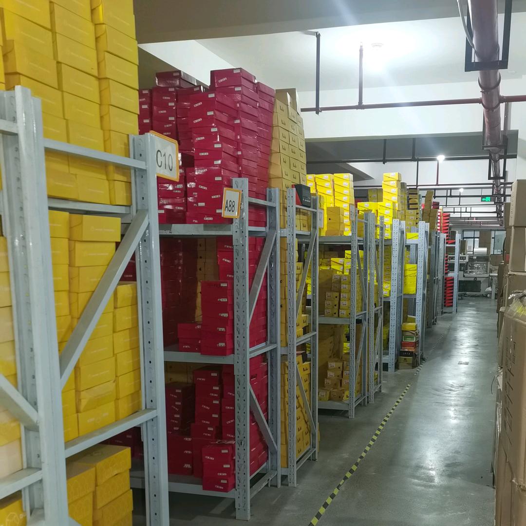 小乐步童鞋工厂