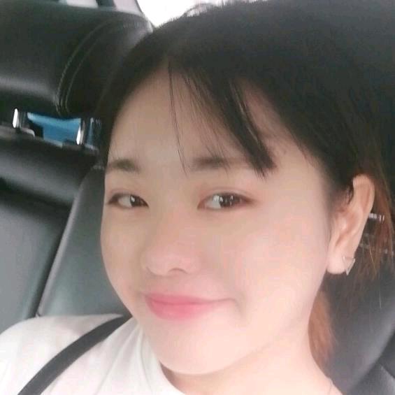 小燕同学🦄