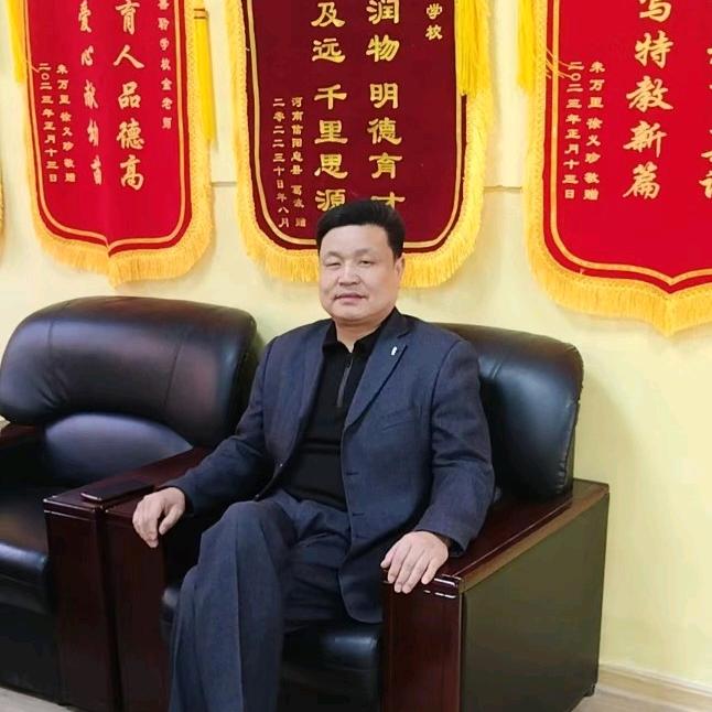 青少年成长陈志刚
