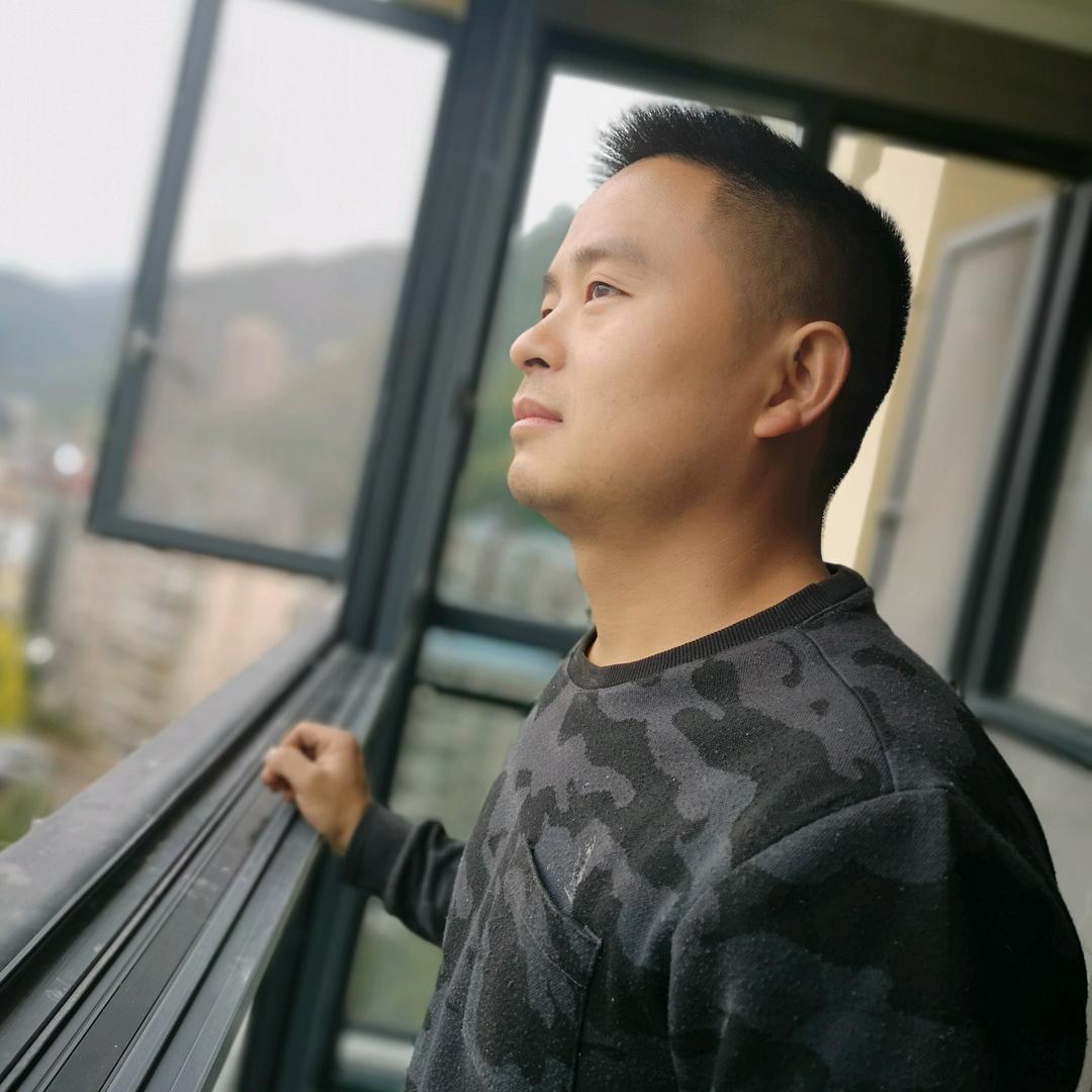 镇巴春辉哥