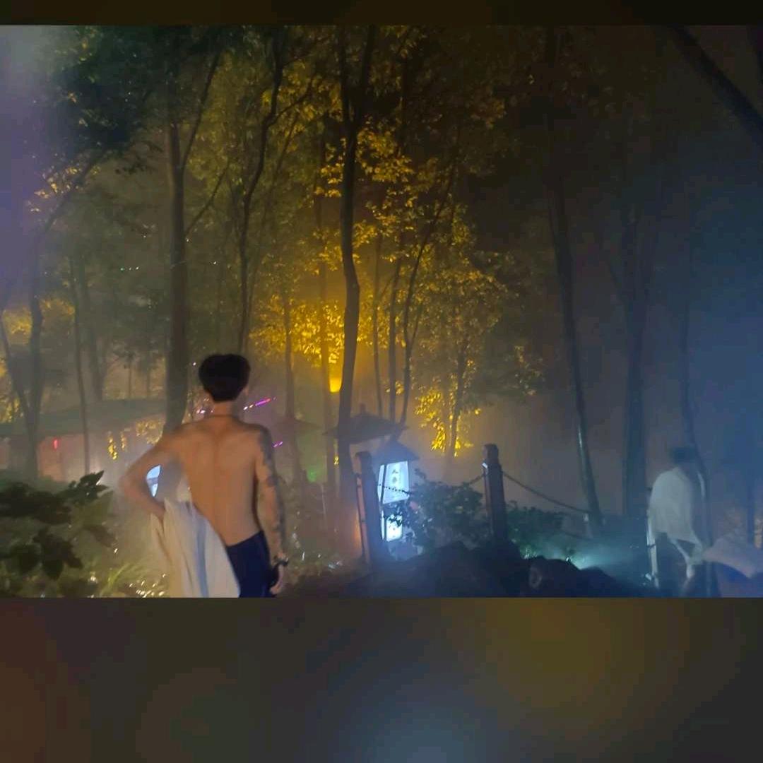 睡到自然醒^