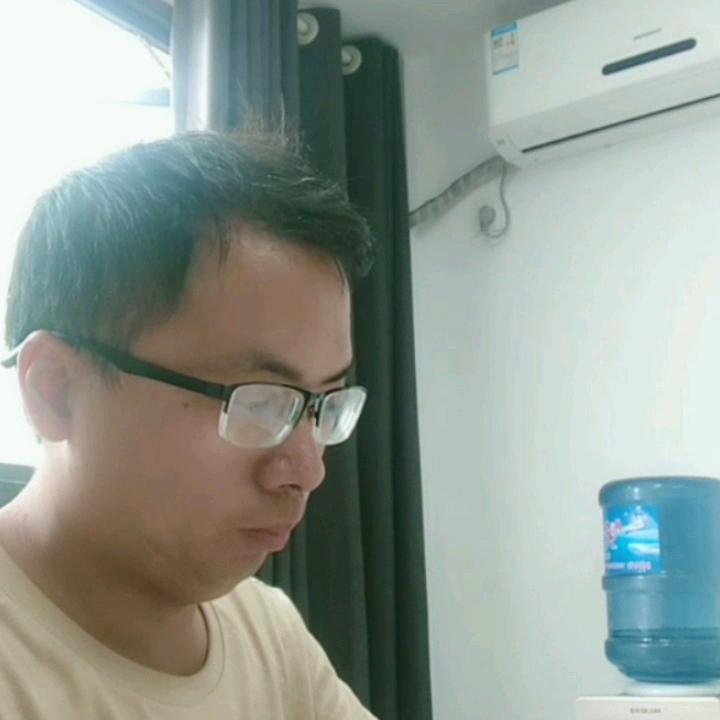 陈家虎哥（沥青道路铺界最帅的男人）