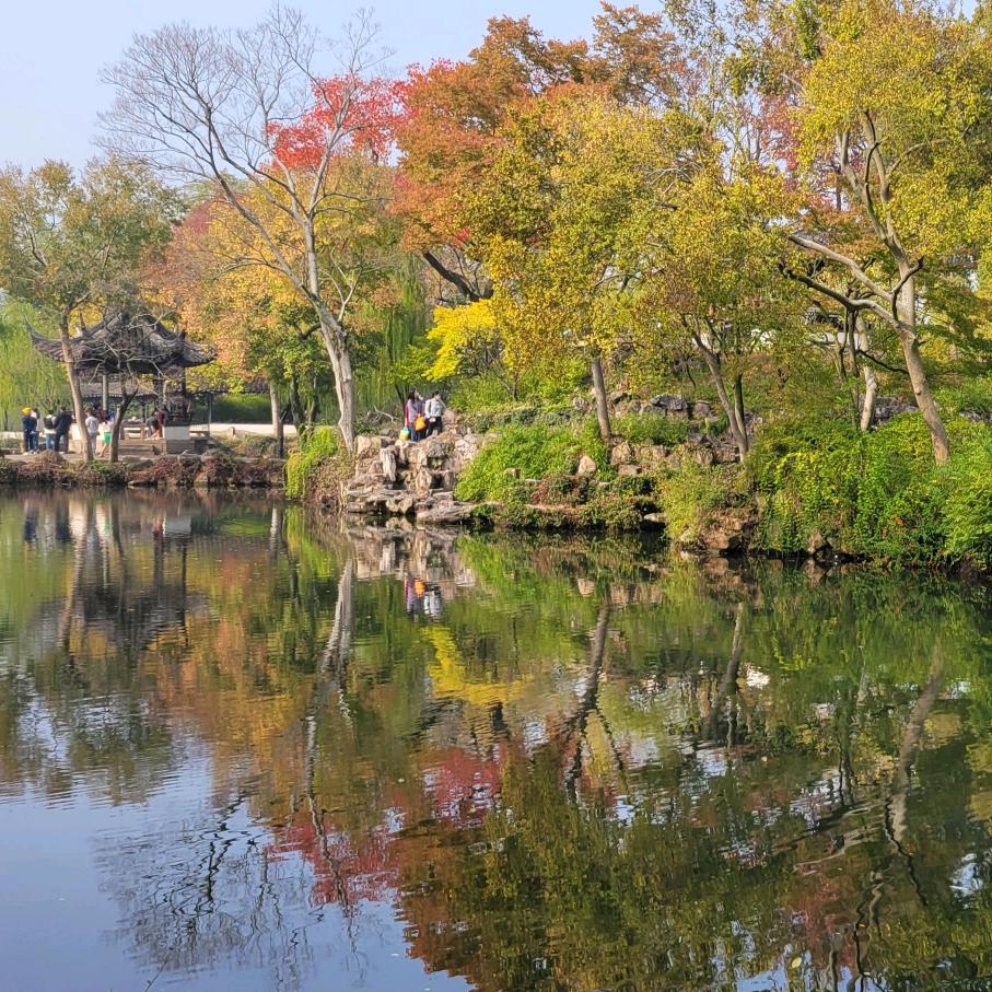 洋妈服饰品牌折扣店