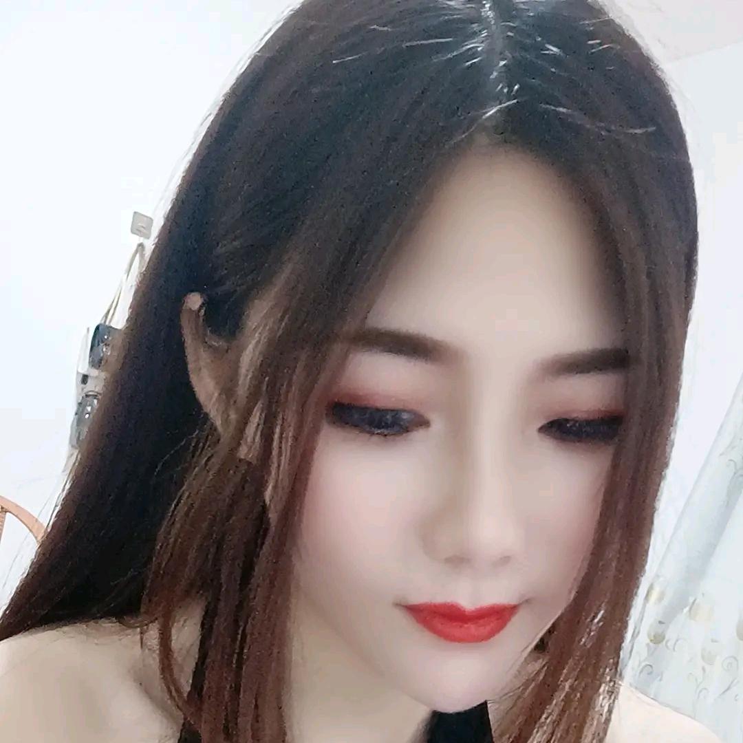 【思思】