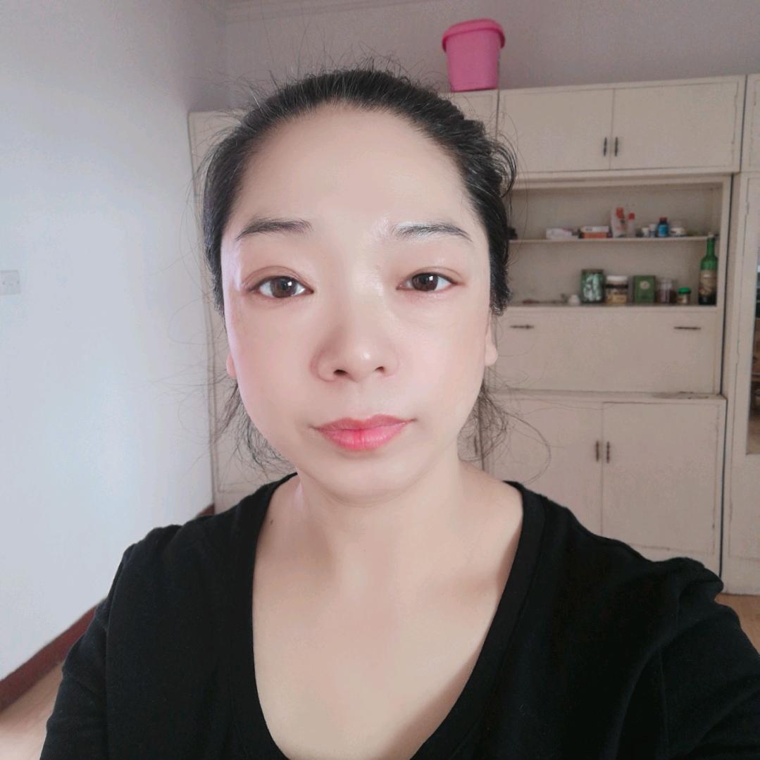 白燕（专业抗衰 祛痘 调理问题肌肤）