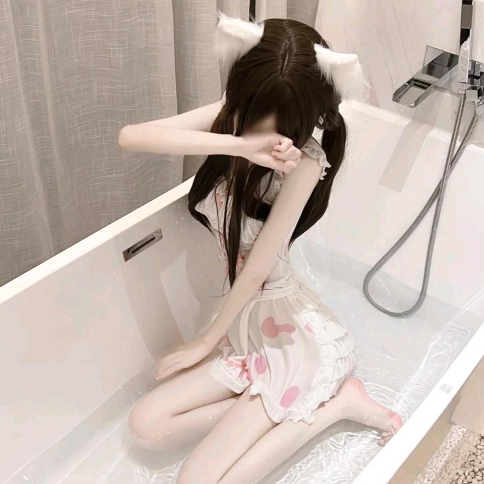 蔡蔡，
