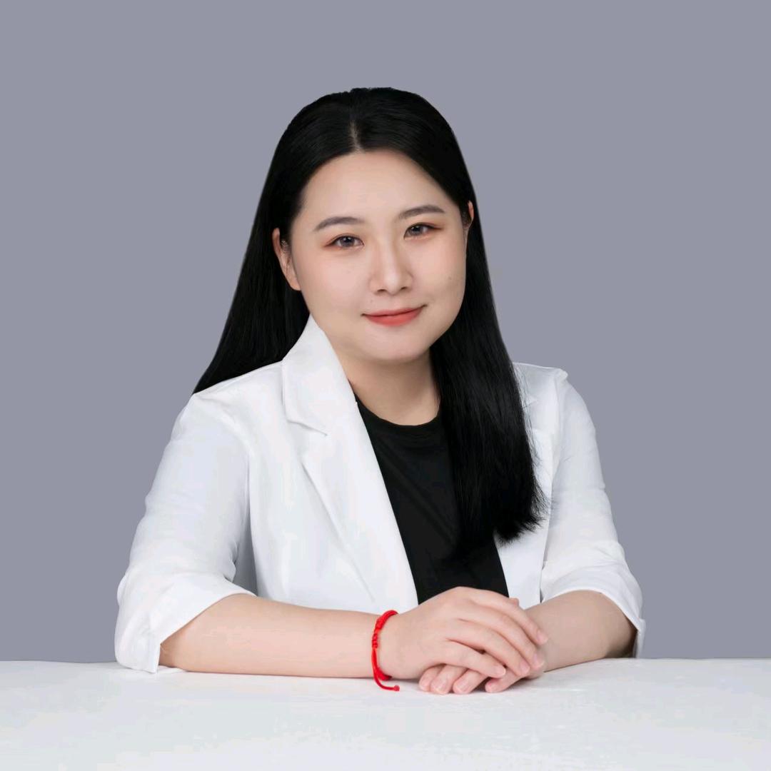 **王璐璐**