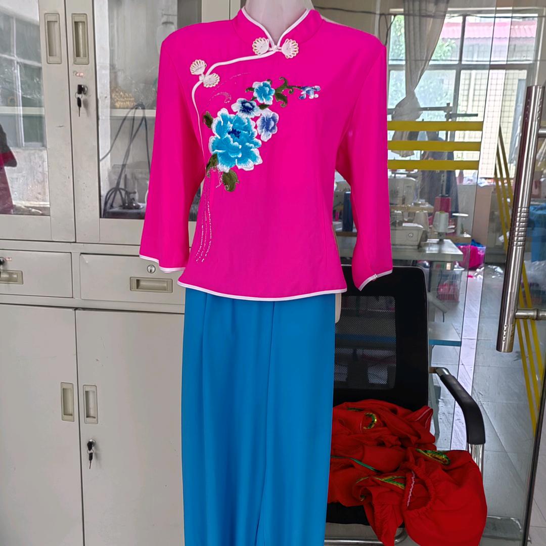 丽萍演出服