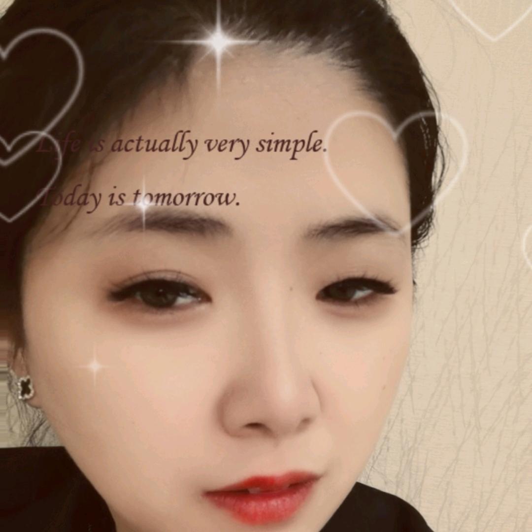 佳福楼外摆小姐姐