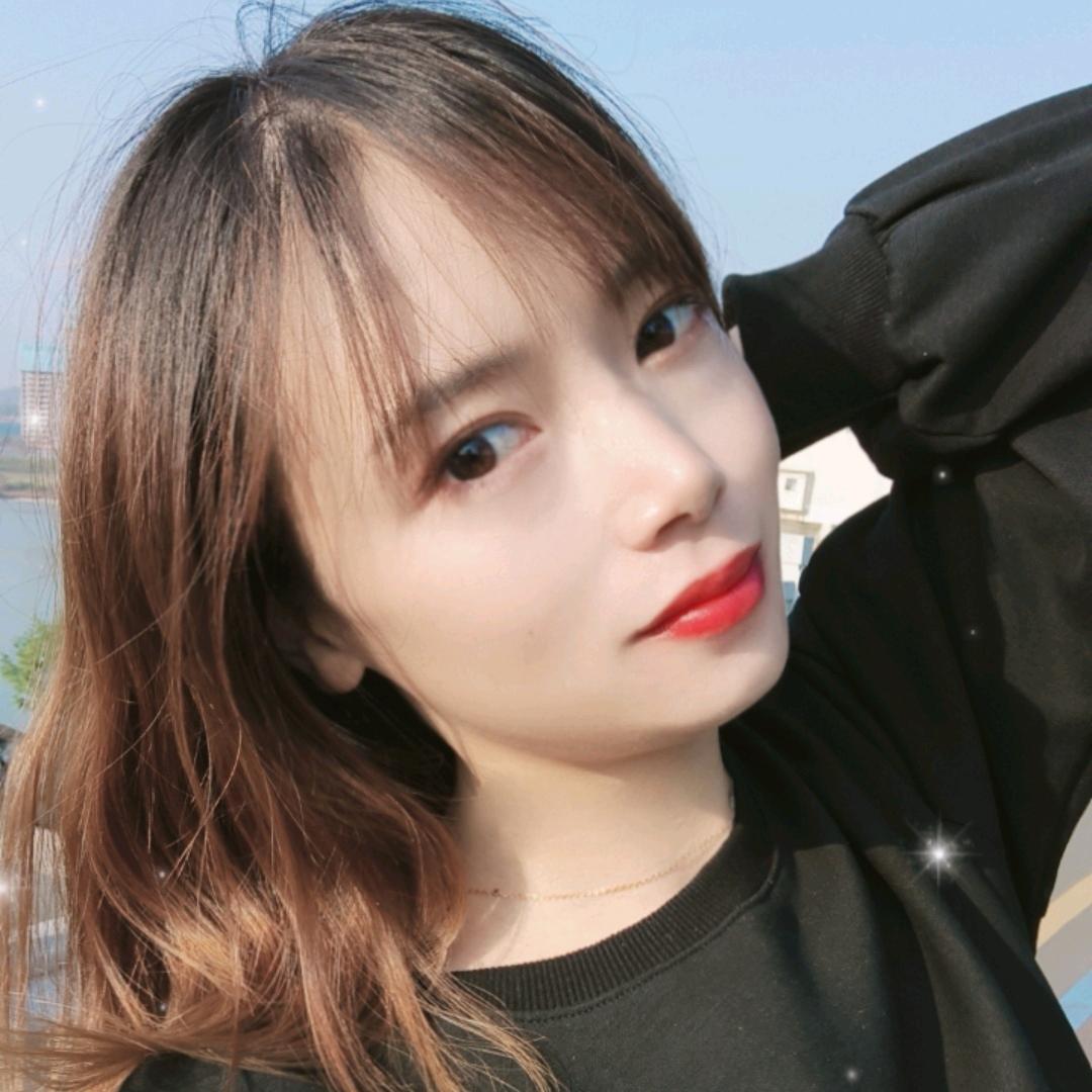 爱跳舞💃的小曼
