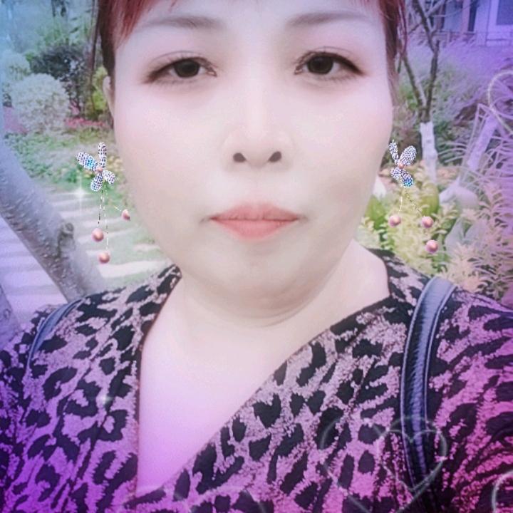 76年的龙姐