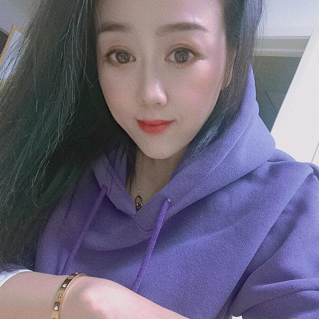 莹莹🌻（爱健身）🌺