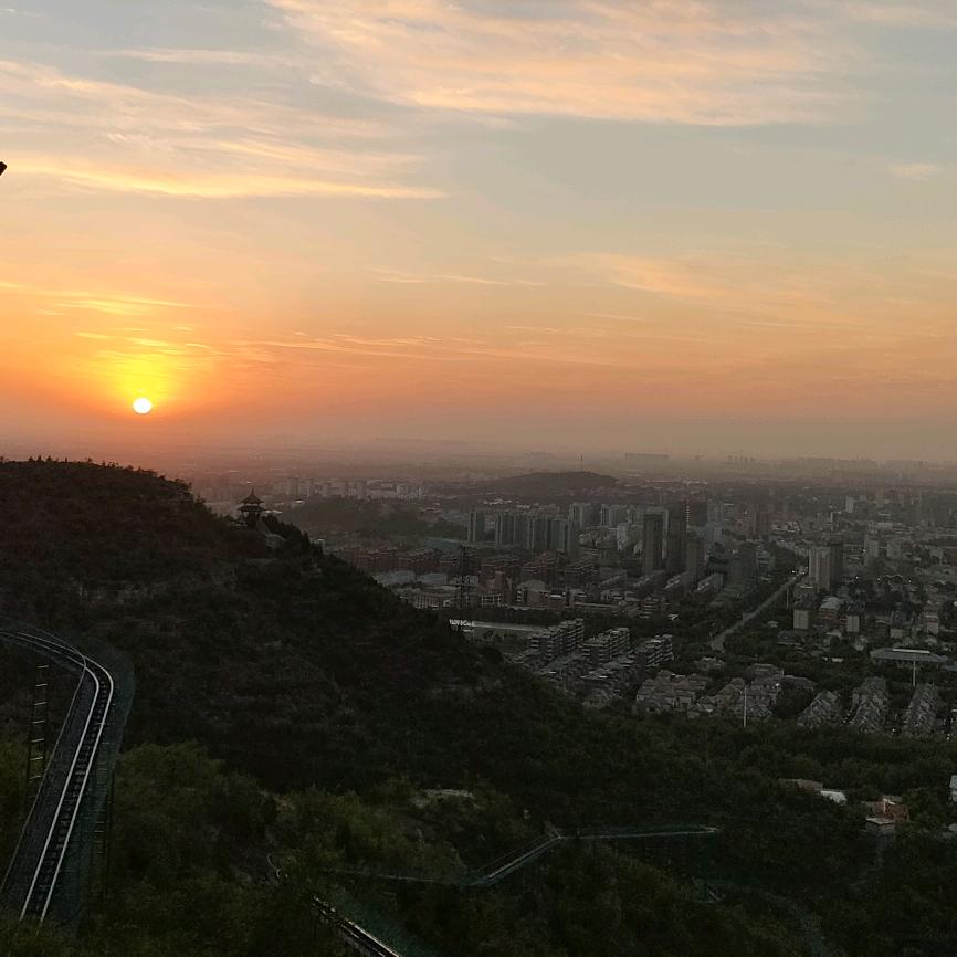 石家庄泓盛全屋定制工厂