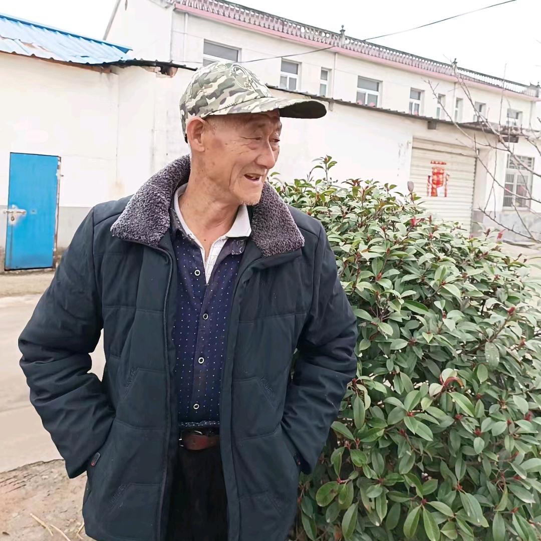 八十岁老翁