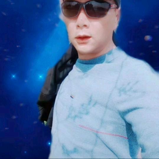 LLV永远是最亲的哥