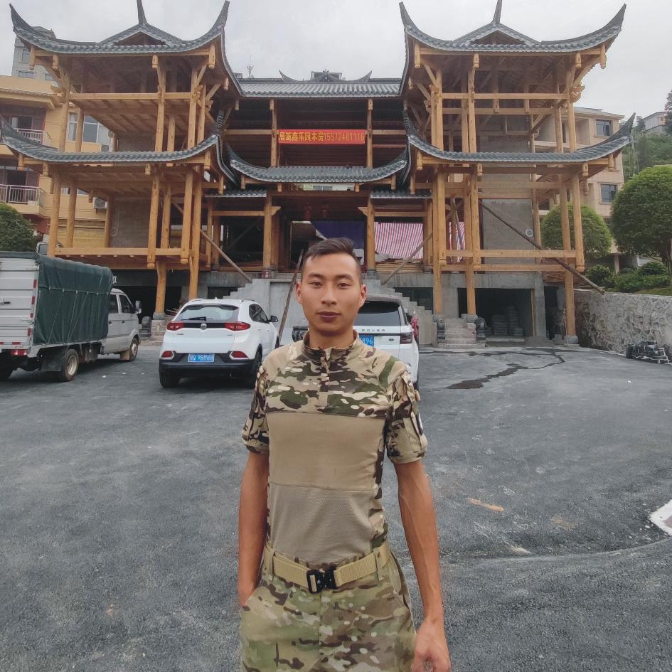 木头小哥欧阳