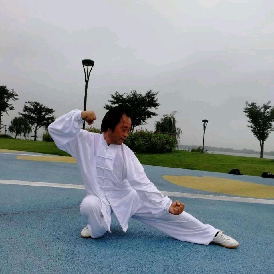 友缘者爱太极