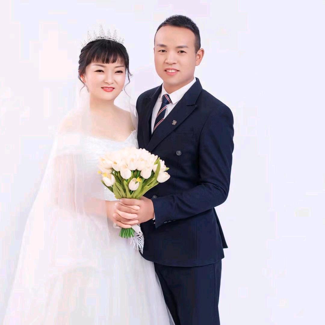 周小丽🌺🍒🌹🌹🌹