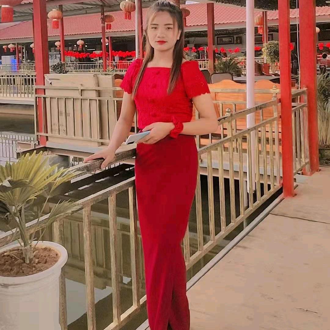 🇳🇪တအာင်းမလေး 🇳🇪