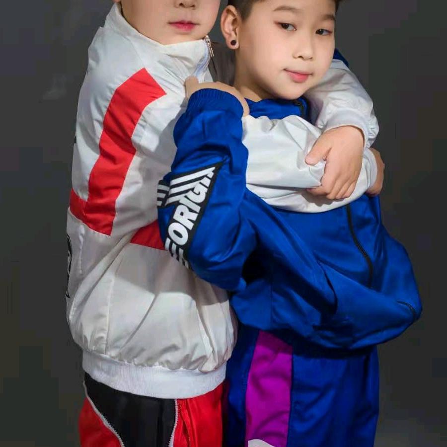 用户7428316162649