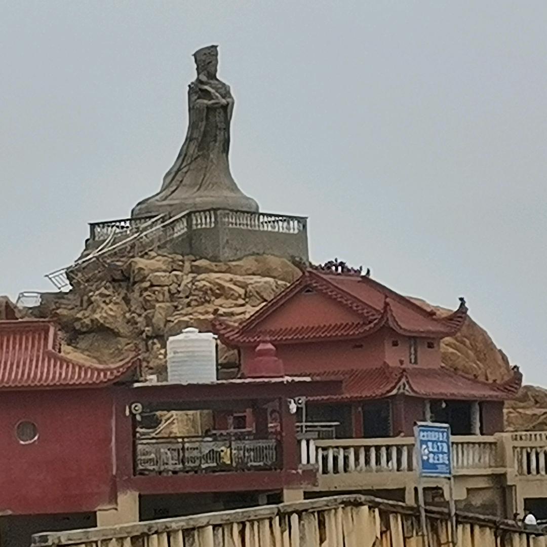 GM100，襄州区古驿镇四驱收割团队。