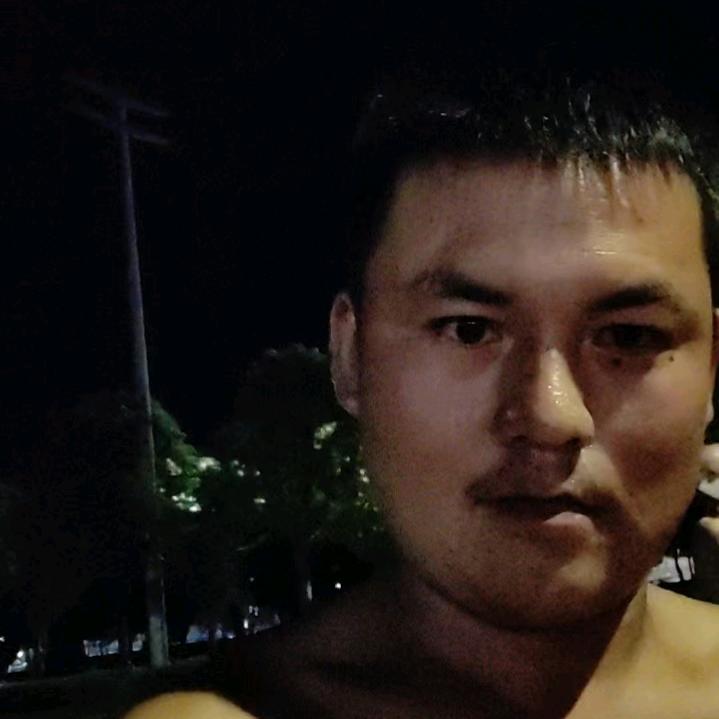 型男🥀😘传说