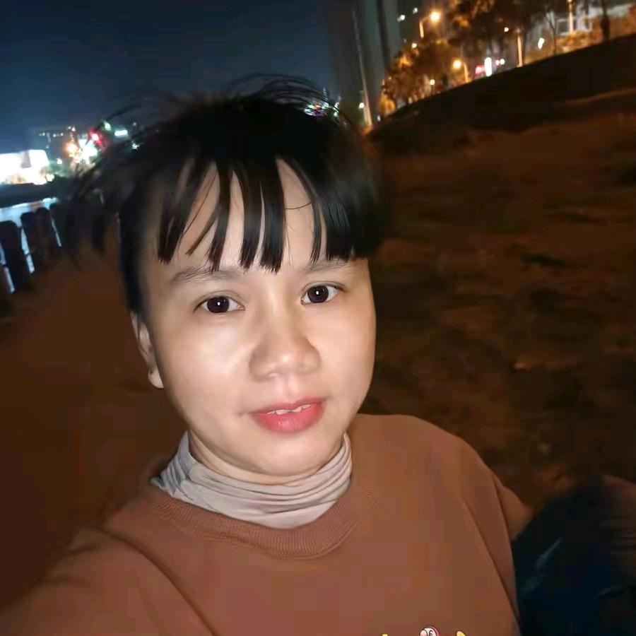 岑溪房地产李金萍