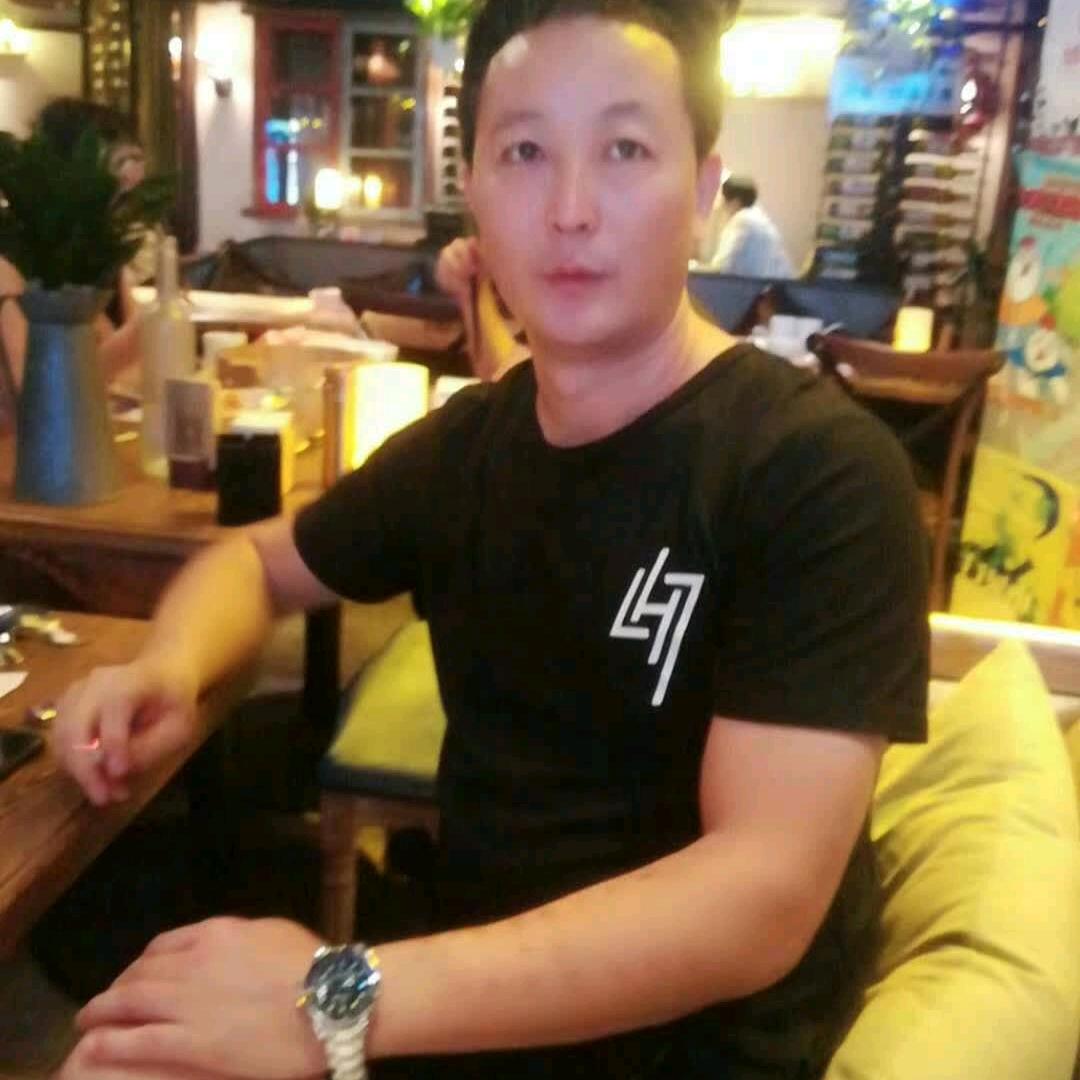 人不犯错狂少年（深圳万泓劳务派遣）