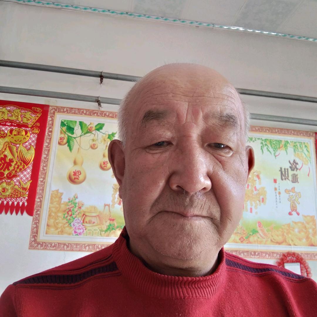 军哥内蒙赤峰人，