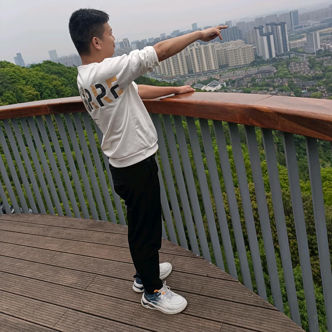 风里雨里高速路口等你