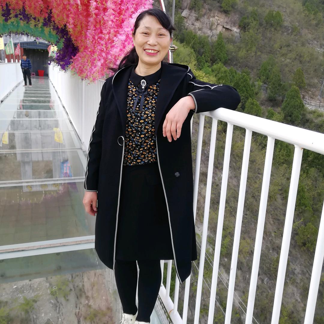 艳东