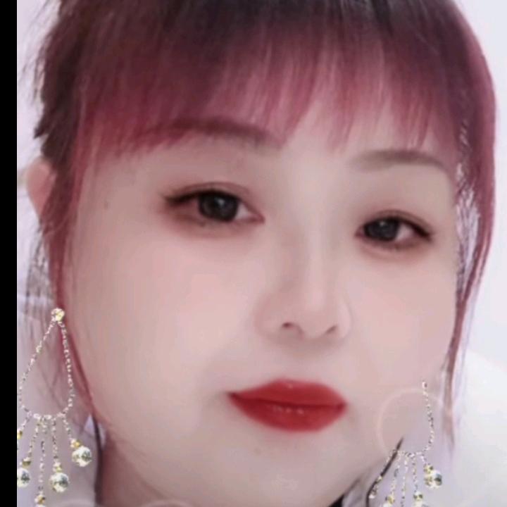 开心的秦三妹