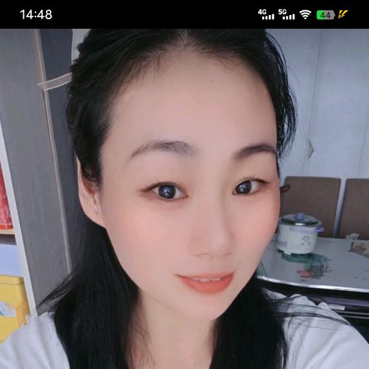 韦韦