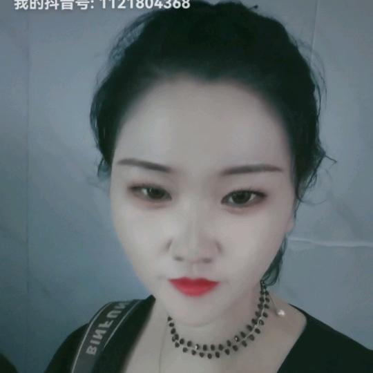 (｡💕･莉莉･💕｡)ﾉ