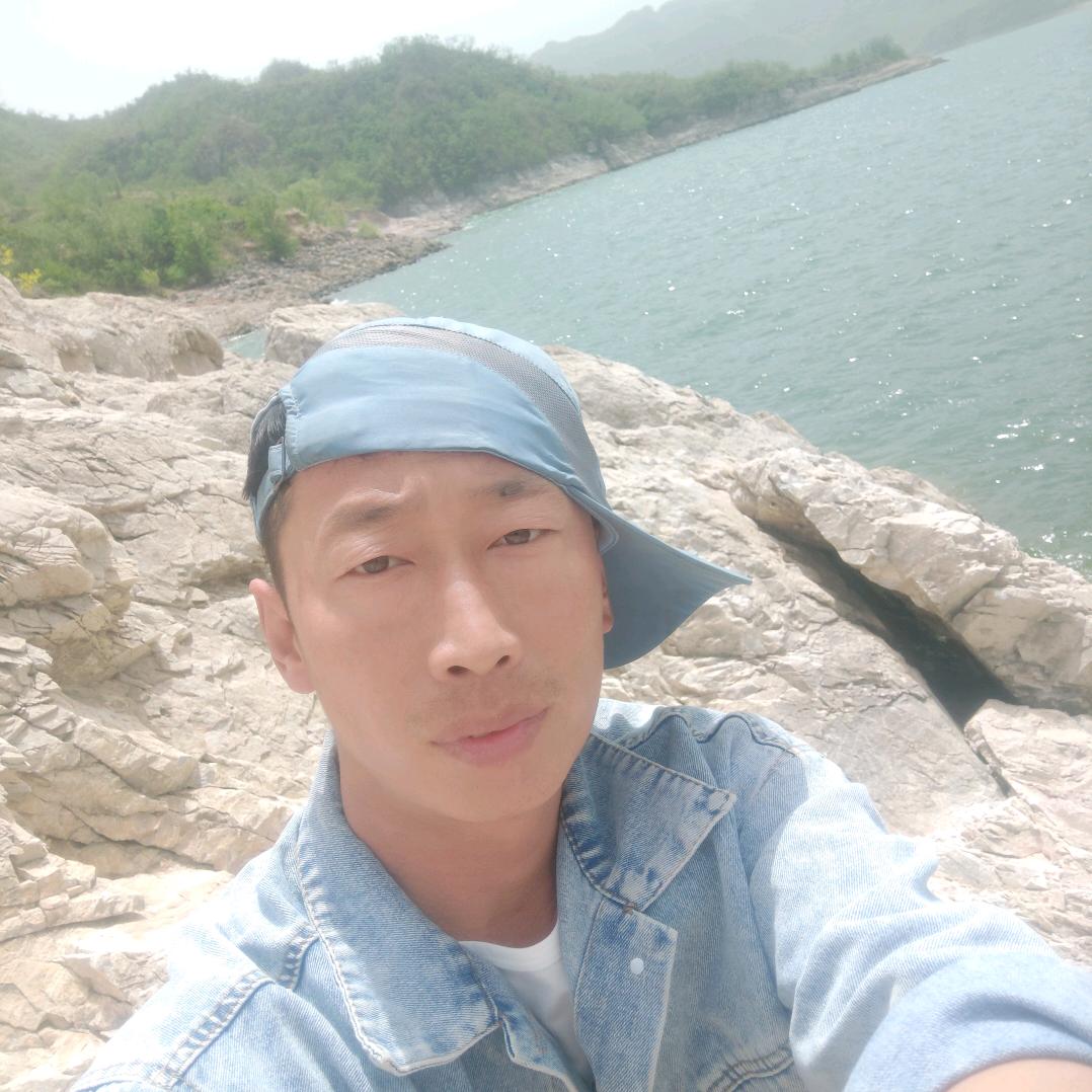 骑着蜗牛游世界