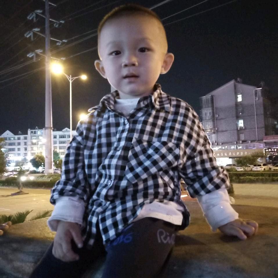 刘晓红（71年金🐷）